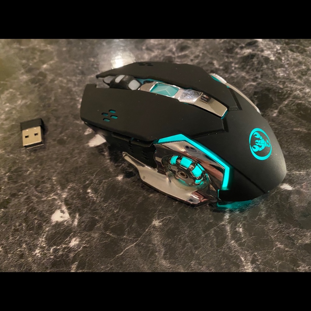 ⚡️ Wireless Color Changing Gaming Mouse ⚡️ - Picture 4 of 12